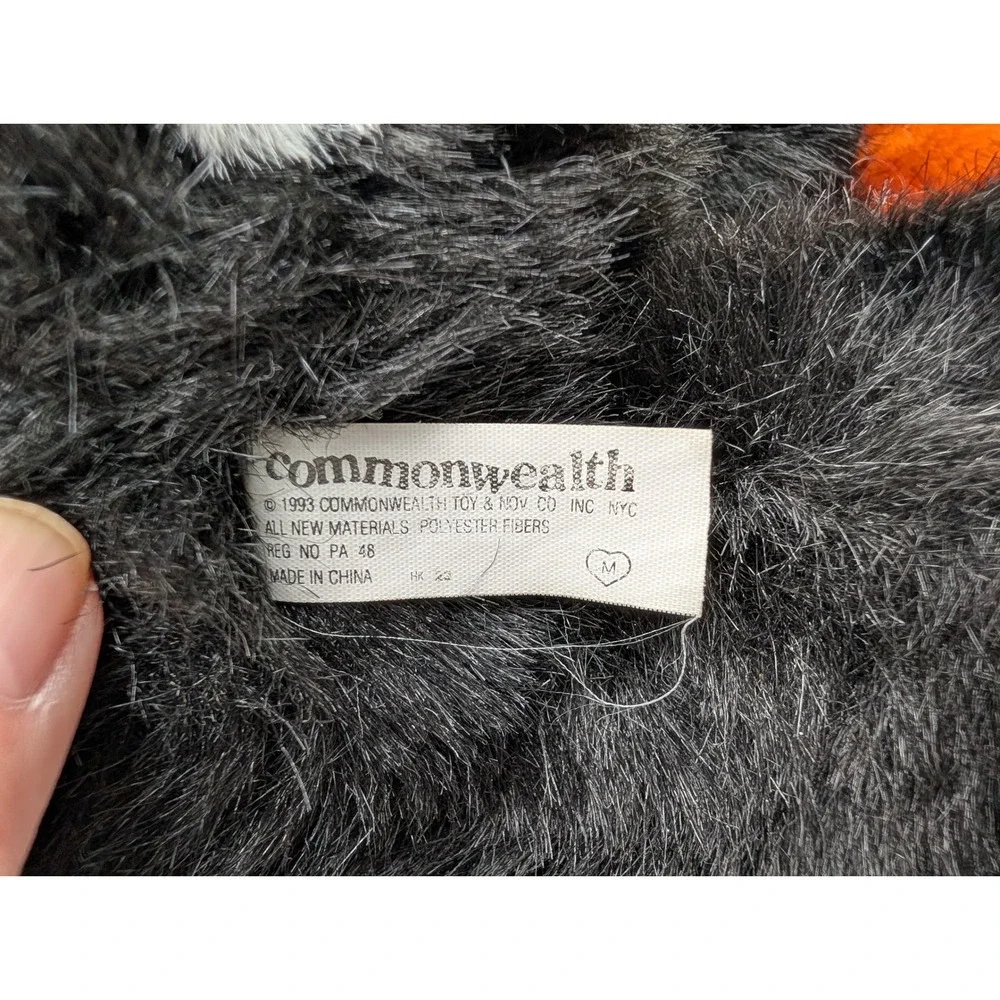 Commonwealth Waddles Penguin Shivers Seal Plush Black White Book 1993